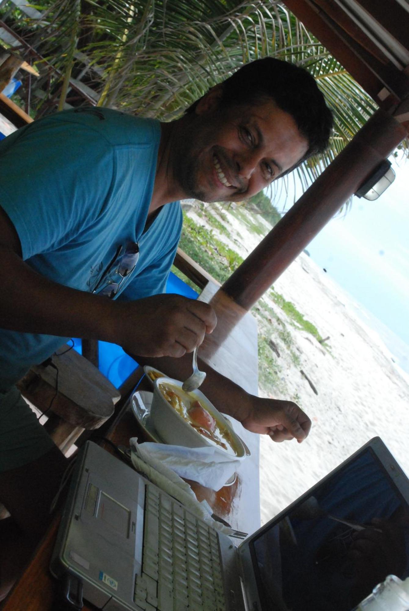 La Delphina Bed And Breakfast Bar And Grill La Ceiba Exteriér fotografie
